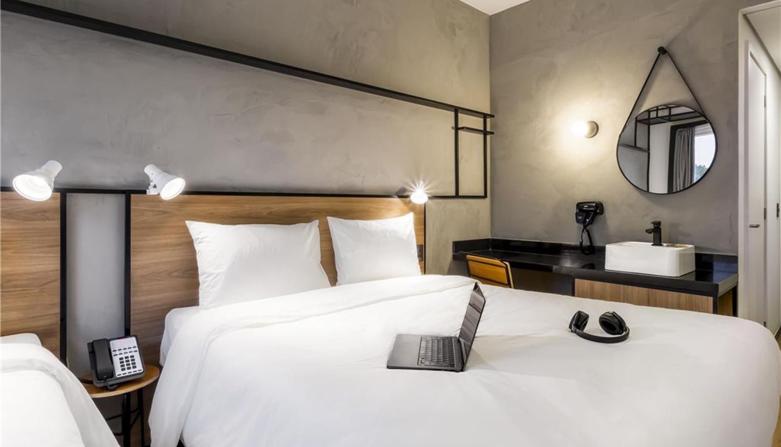 Zimmer - ibis Arujá