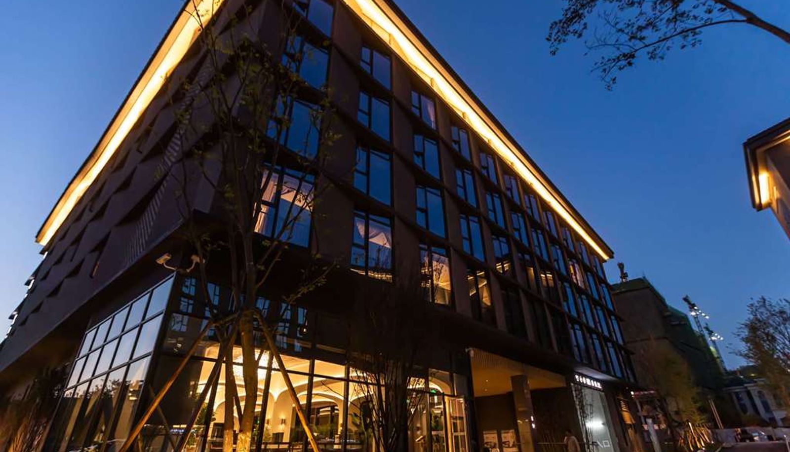 Widok na zewnątrz - Mercure Xichang Qionghai Wetland