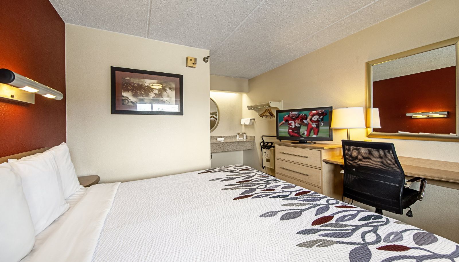 Zimmer - Red Roof Inn Toledo - University