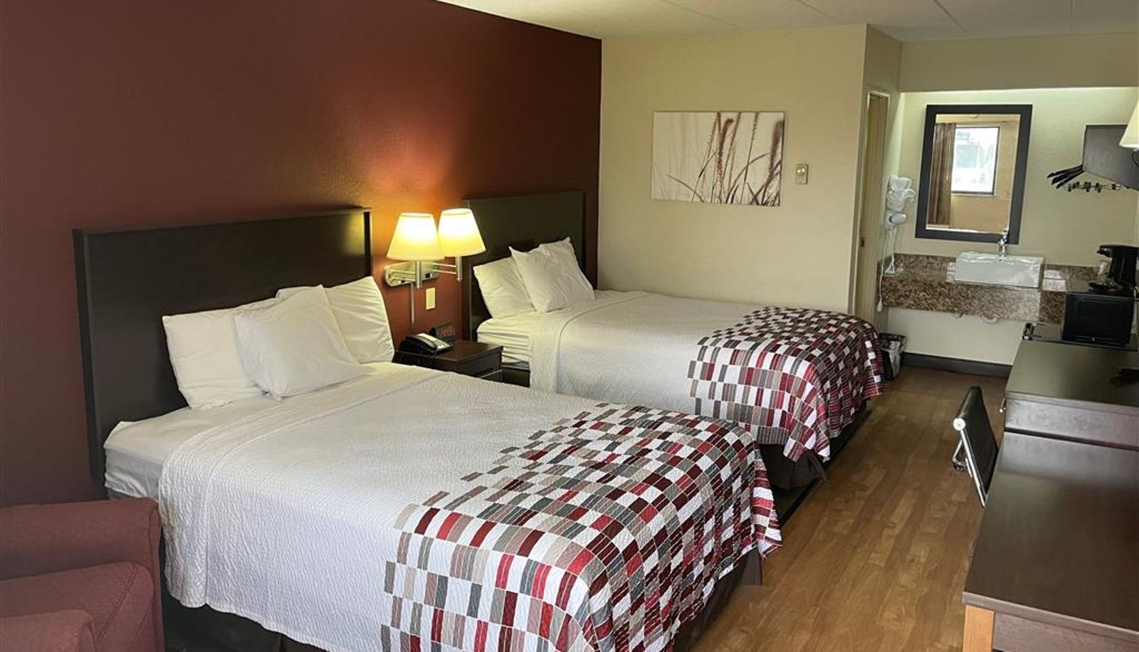 Zimmer - Travelodge by Wyndham Holland/Toledo