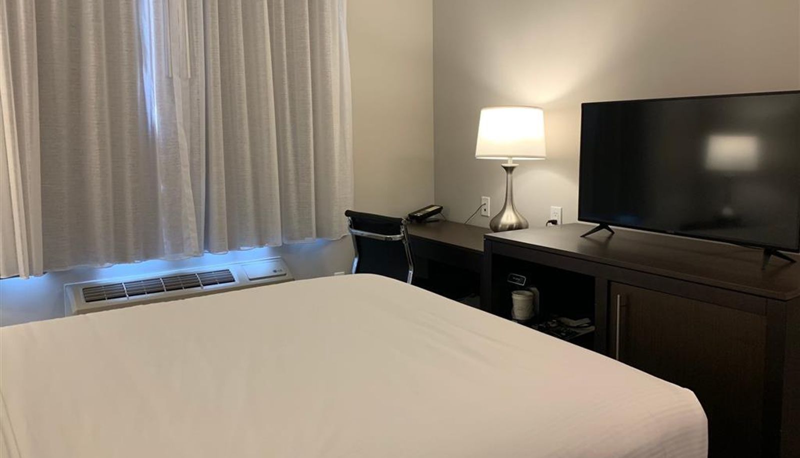 Zimmer - Wingate by Wyndham JFK Airport / Far Rockaway