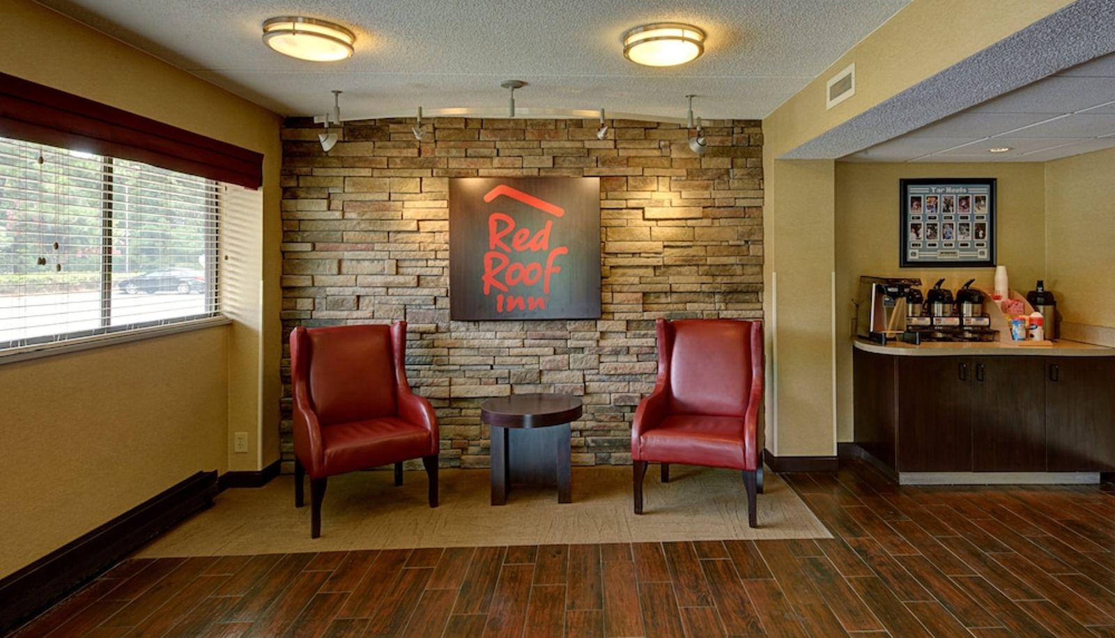 Lobby - Red Roof Inn Chapel Hill - UNC