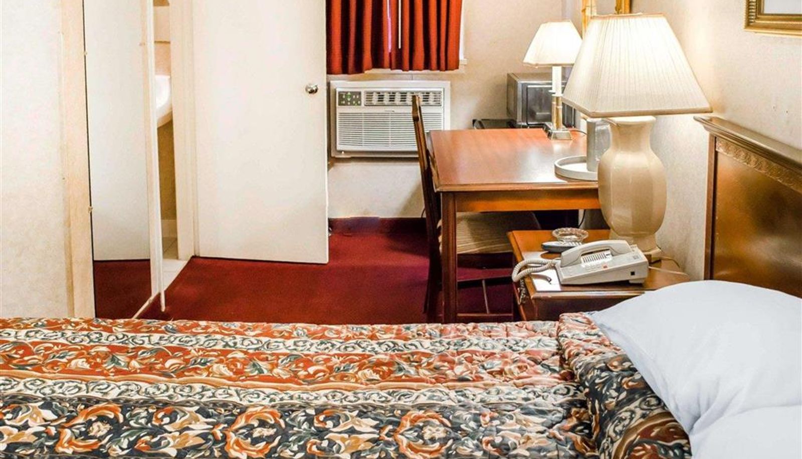 Camera - Rodeway Inn Dillsburg
