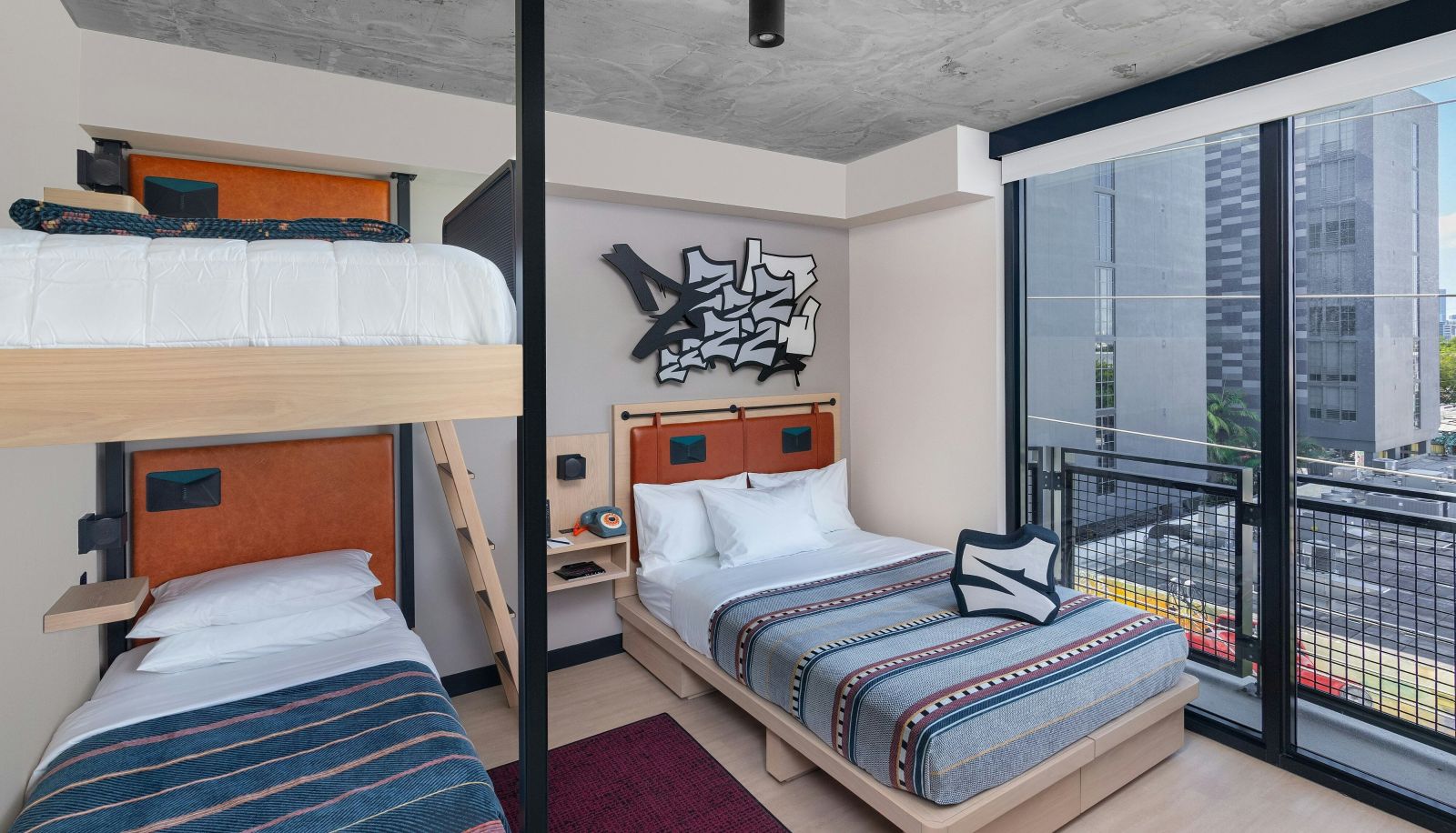 Zimmer - Moxy Miami Wynwood