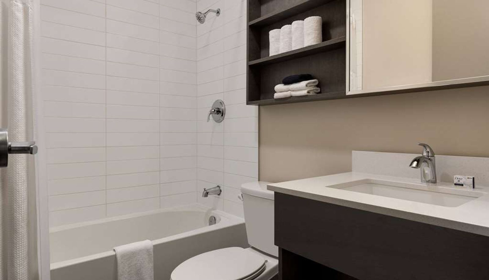 Camera - Microtel Inn & Suites by Wyndham Boisbriand
