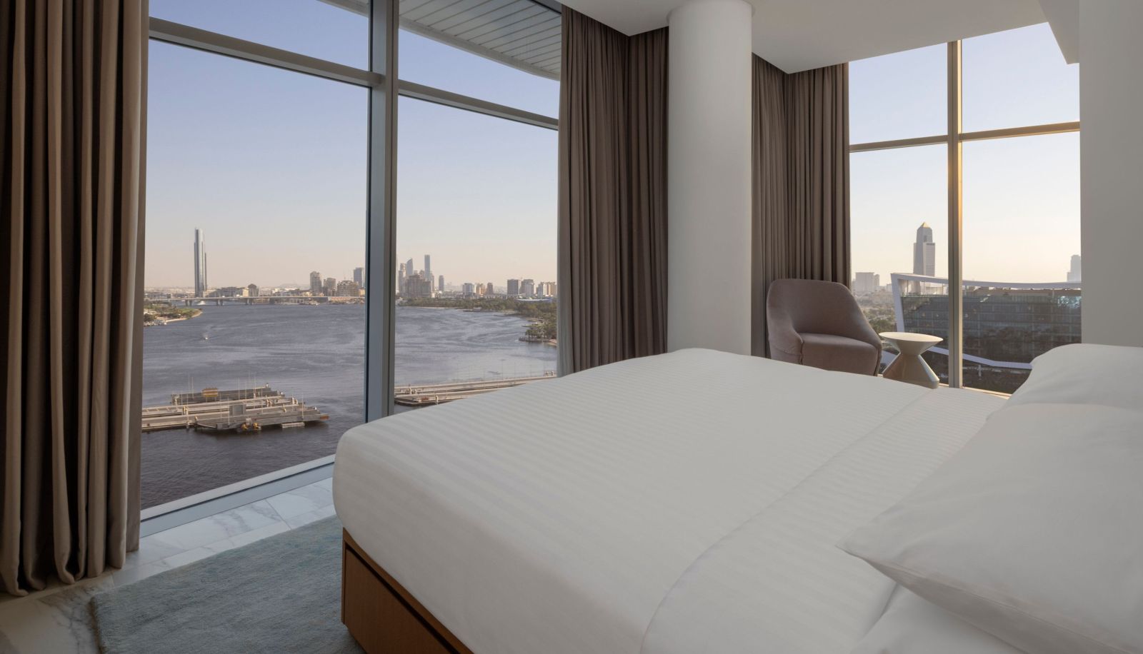 Zimmer - Marriott Marquis Dubai Creek