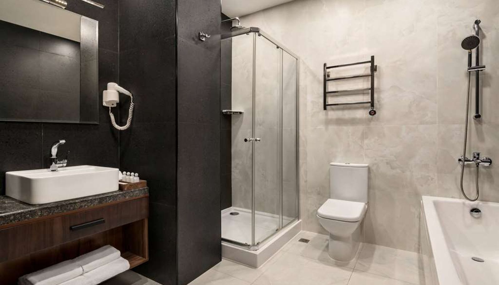 Zimmer - Wyndham Garden Tashkent
