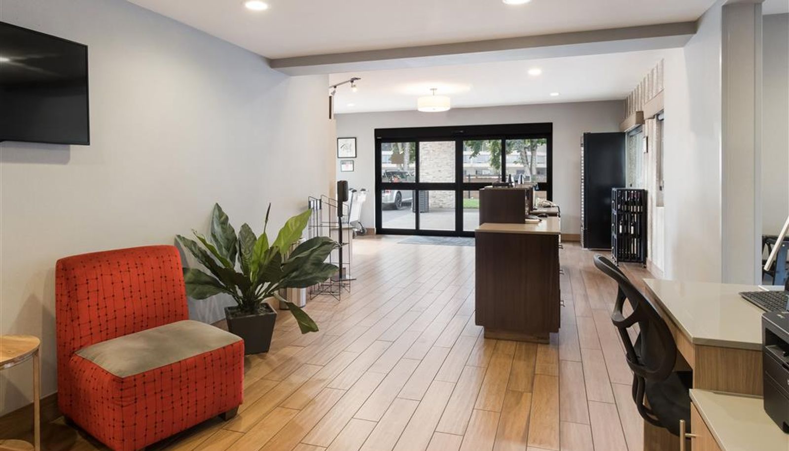 Lobby - Best Western McMinnville Inn