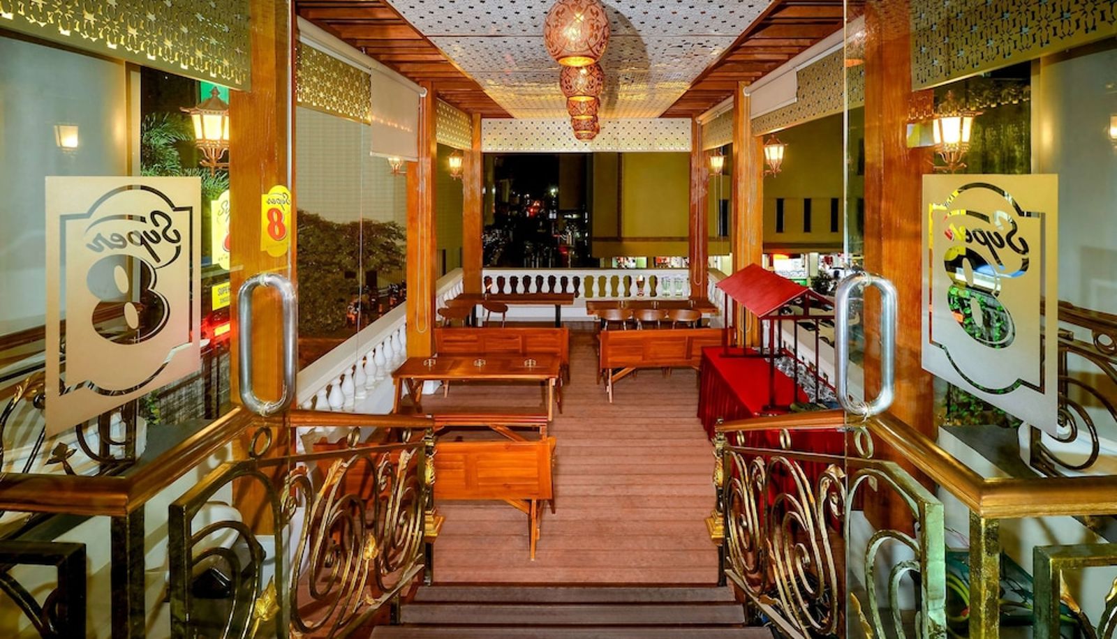 Restaurant - Super 8 By Wyndham Solo Indonesia