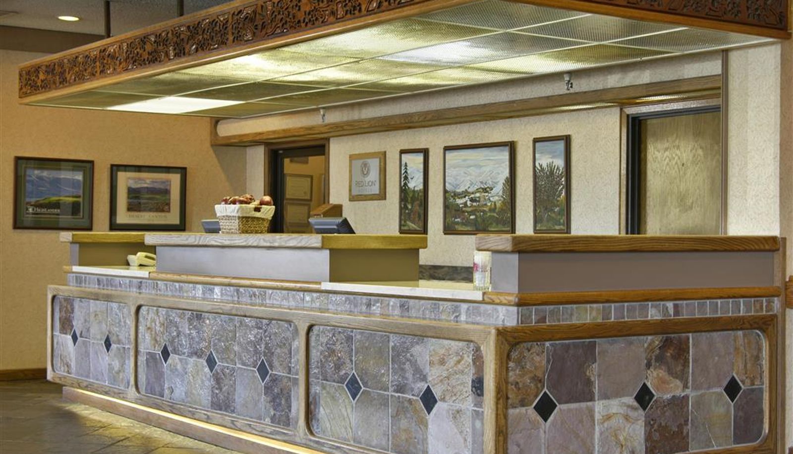 Lobby - Red Lion Hotel Wenatchee City Center