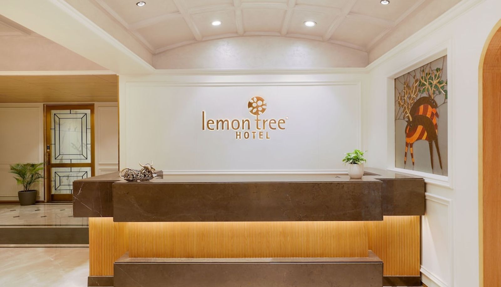 Reception - LEMON TREE HOTEL BHOPAL
