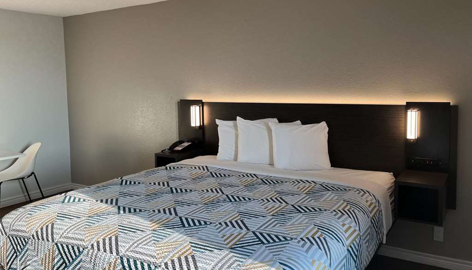 Zimmer - Studio 6 Port Lavaca TX