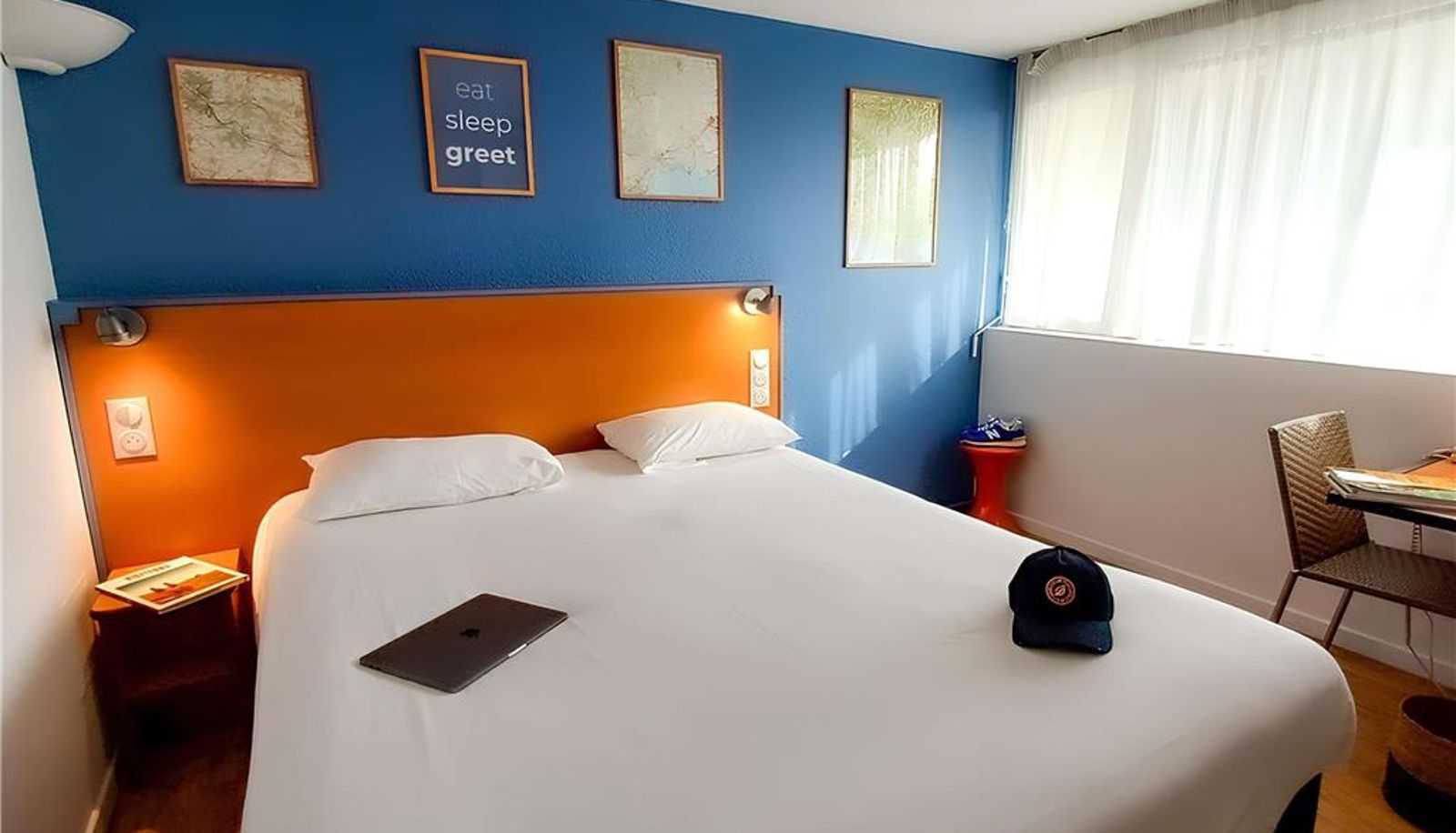Room - greet Hotel Belleville en Beaujolais A6 Duplicate with HK 447142