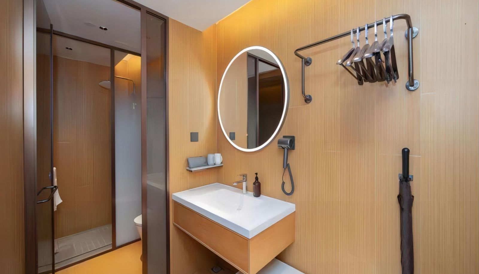 Zimmer - All Season Haikou World Trade Center Qiuhai Avenue Hotel
