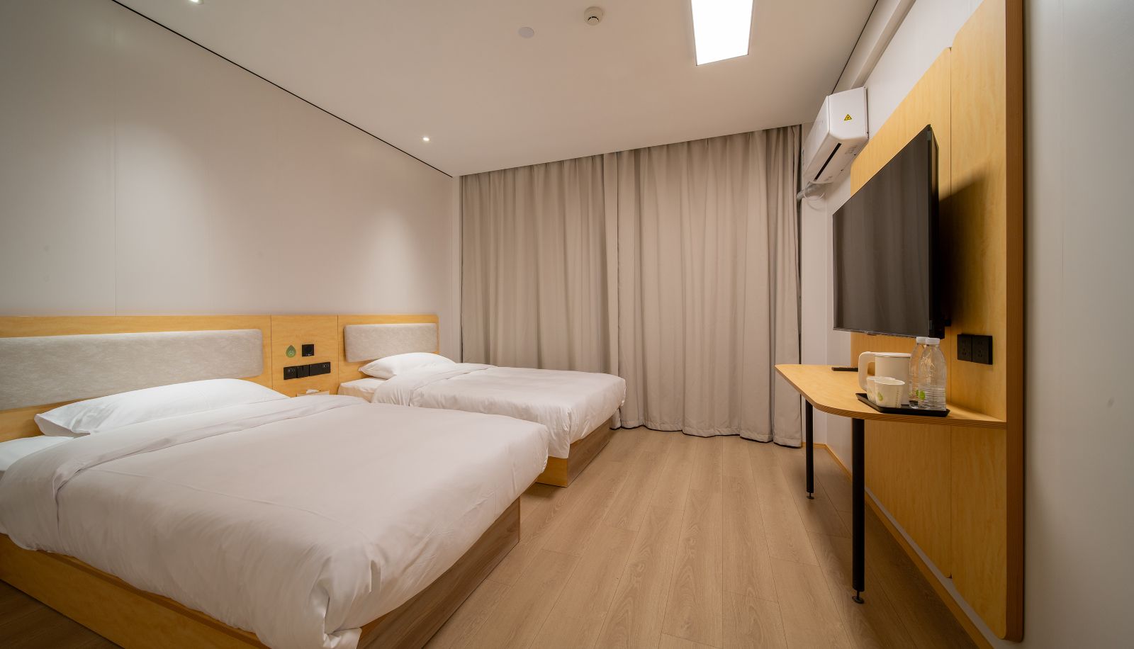 Zimmer - Haiyou Huzhou Renhuangshan Hotel