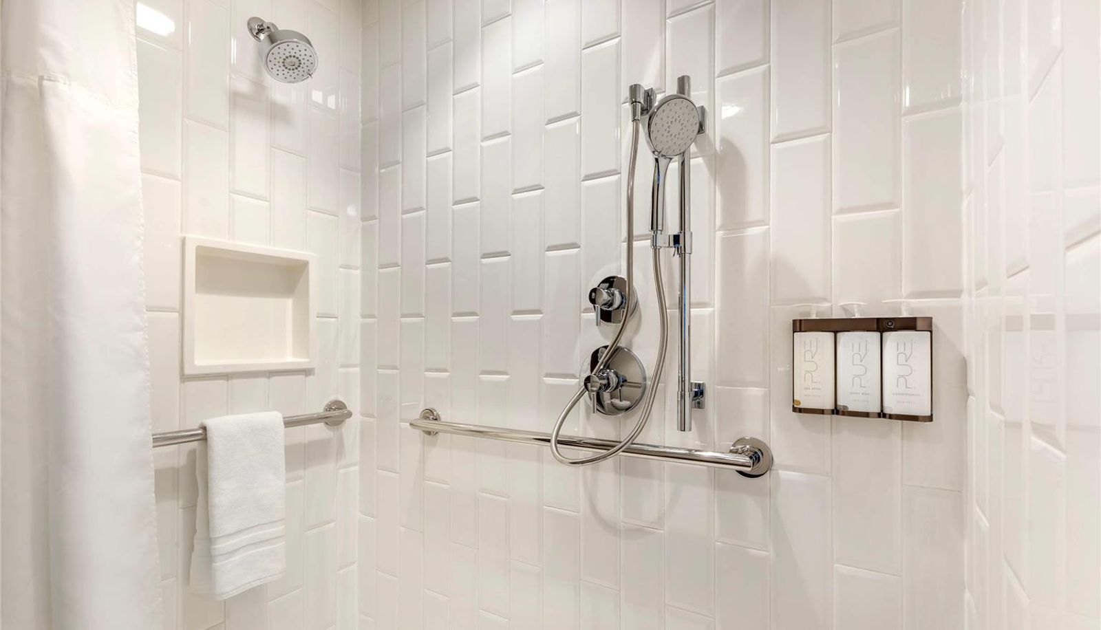 Zimmer - Cambria Hotel Denver Downtown RiNo