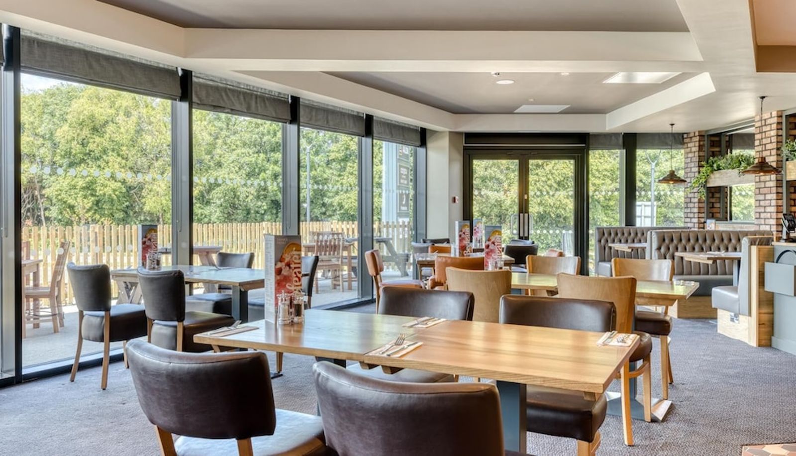 Ristorante - Premier Inn Bristol Parkway - M32