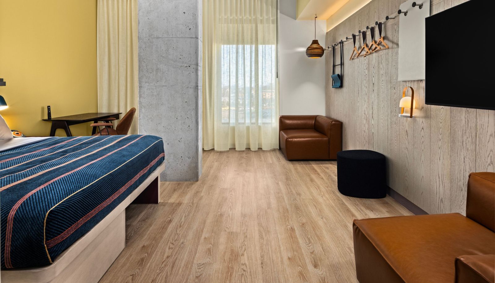 Zimmer - Moxy Madison Downtown