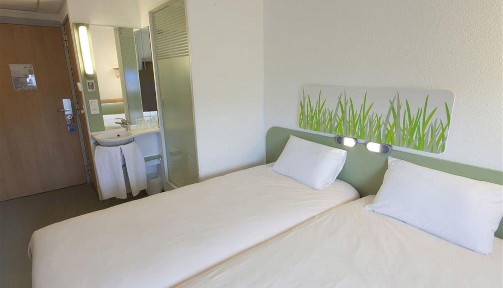 Zimmer - ibis budget Cherbourg La Glacerie