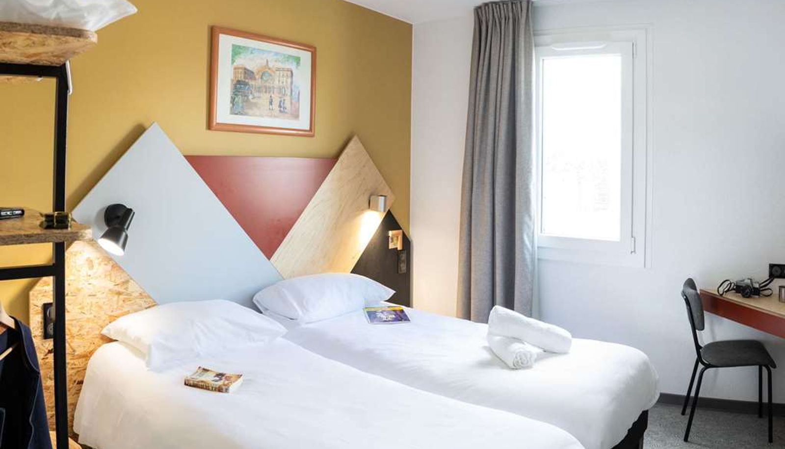 Room - greet Hotel Montbeliard