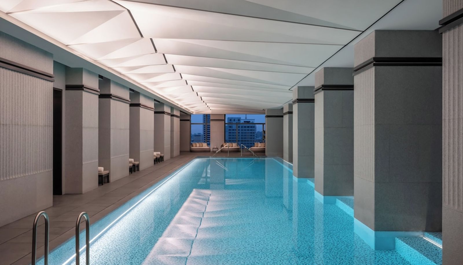 Pool - Grand Hyatt Kunming