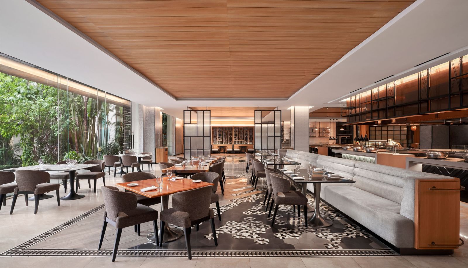 Restaurant - Sheraton Hanoi West