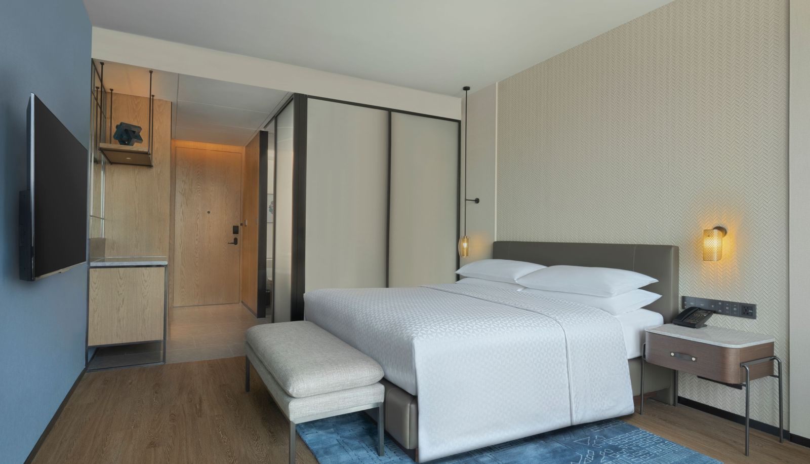 Room - Four Points by Sheraton Yantai