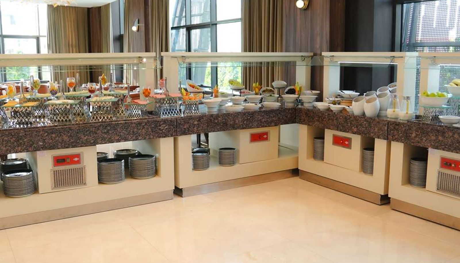 Restaurant - Ramada Hotel & Suites by Wyndham Erbil 32 Park
