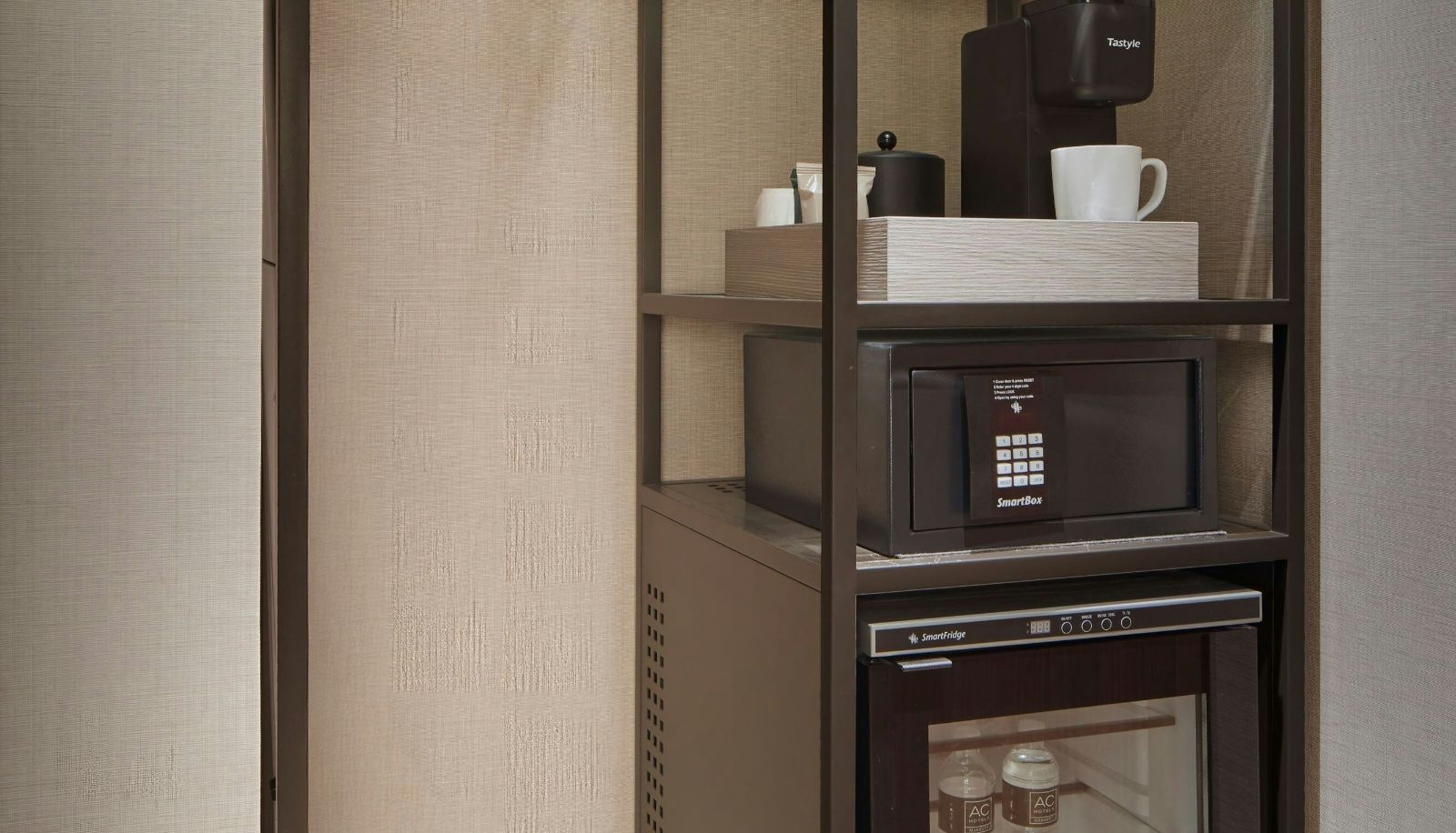 Zimmer - AC Hotels by Marriott Reston
