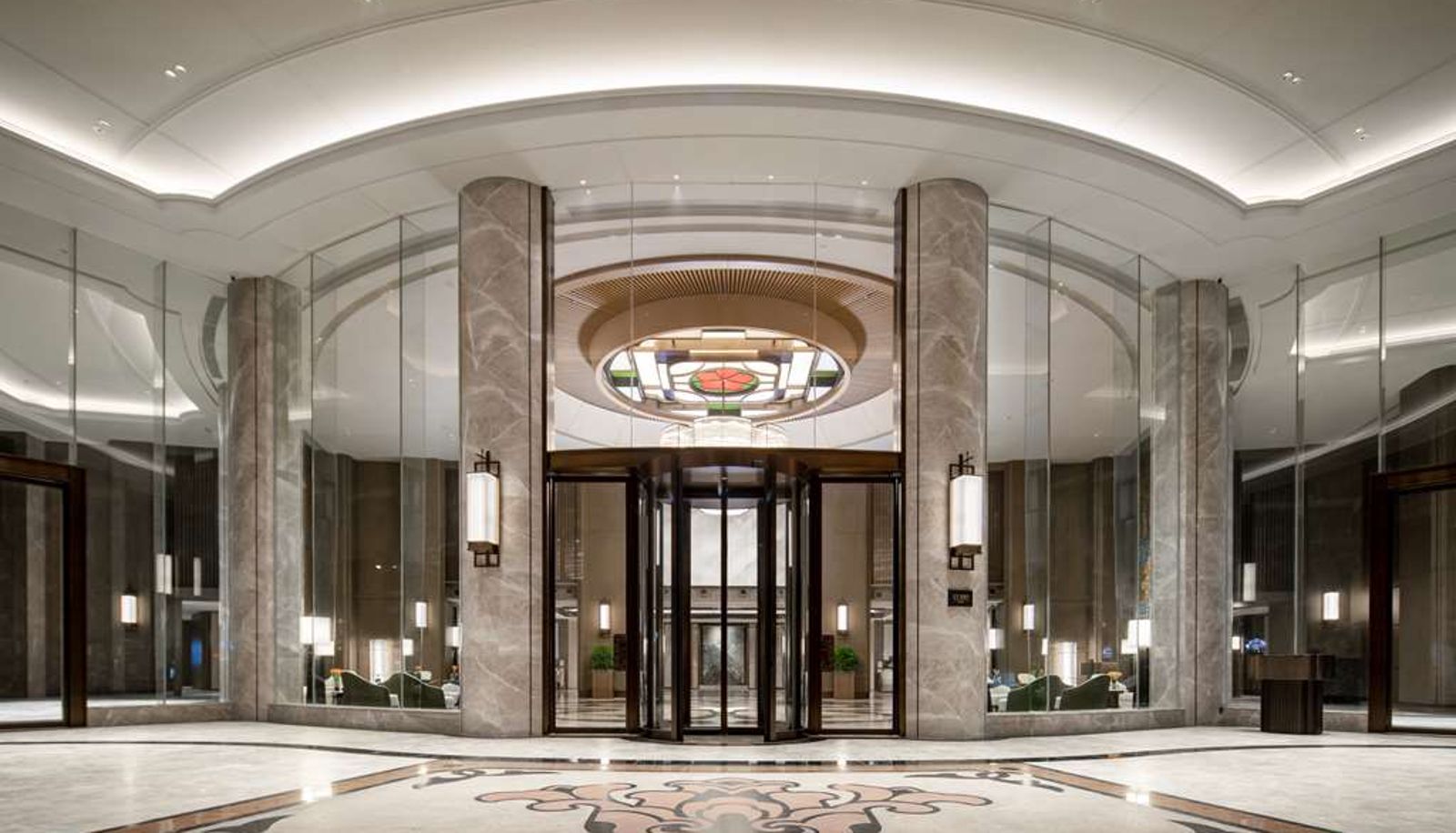 Hall - Yuexiu Hotel Guangzhou Curio Collection by Hilton