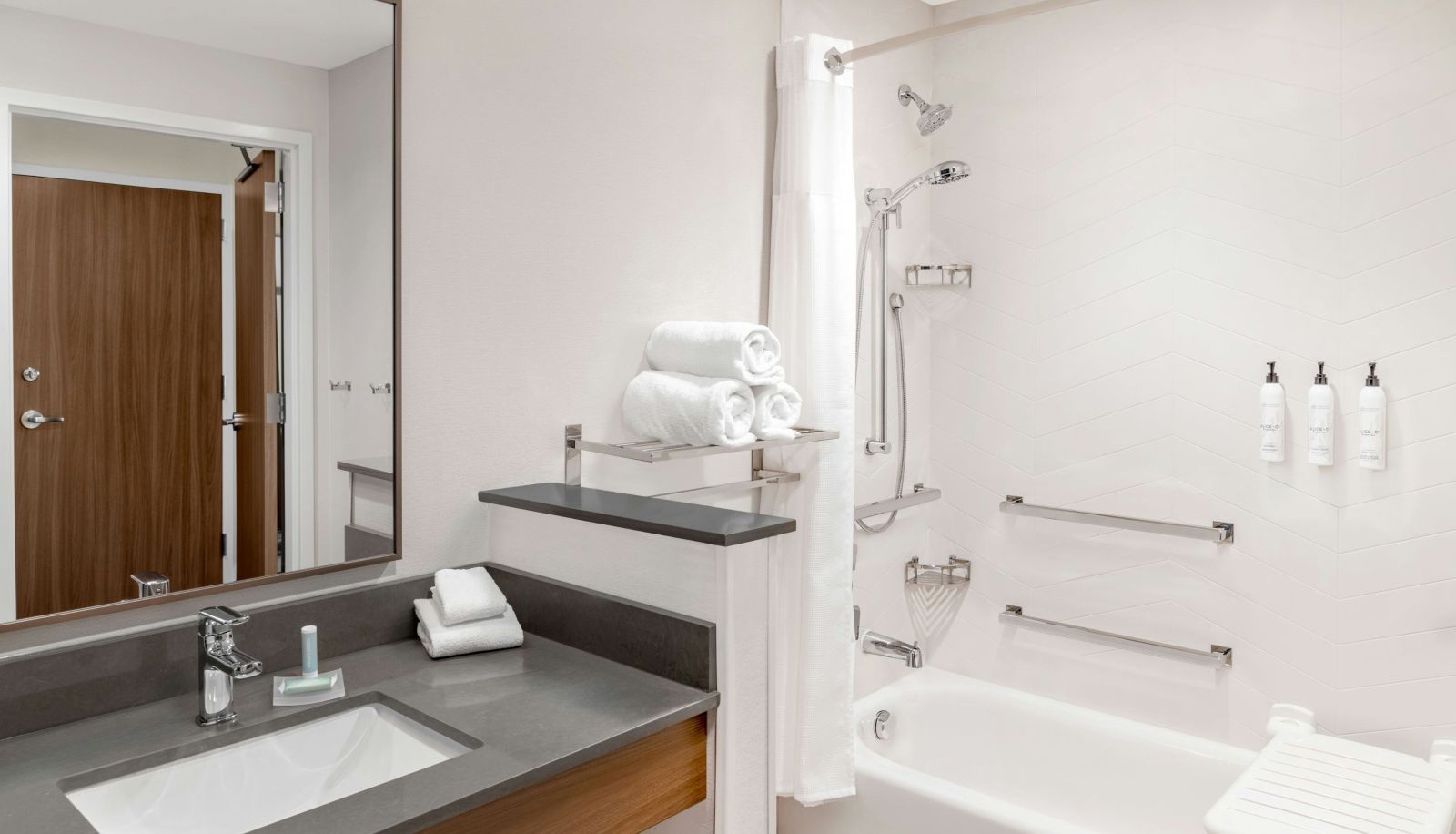 Room - Fairfield by Marriott Inn and Suites Norwalk Des Moines