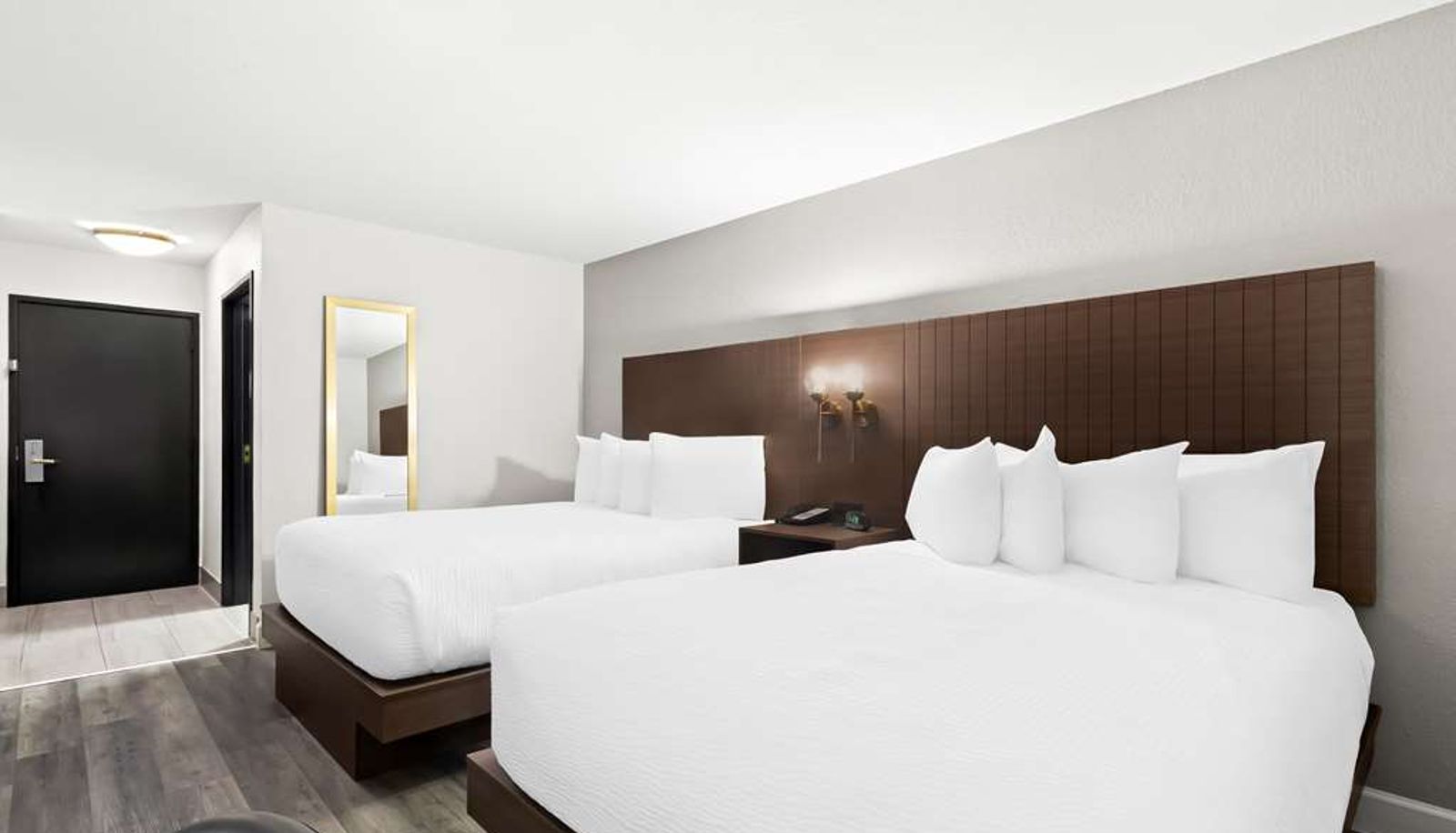 Camera - SureStay by Best Western Groves