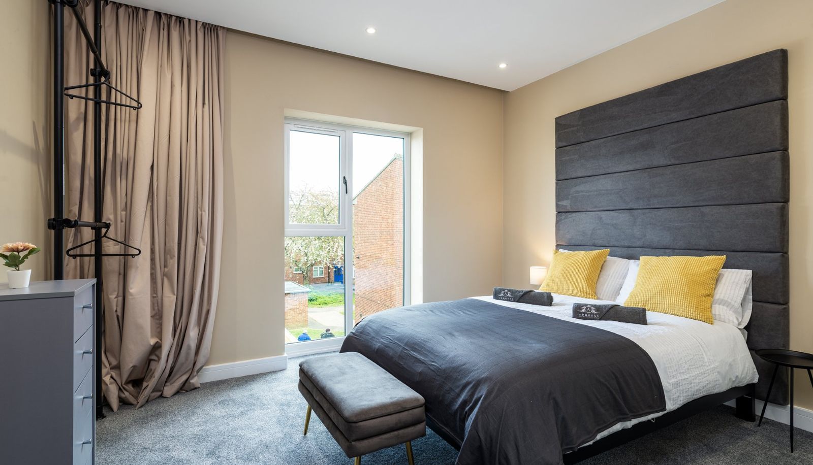 Room - Address Apartments