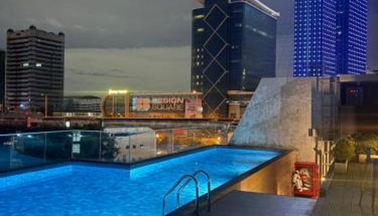 Pool - De Botan Bangna