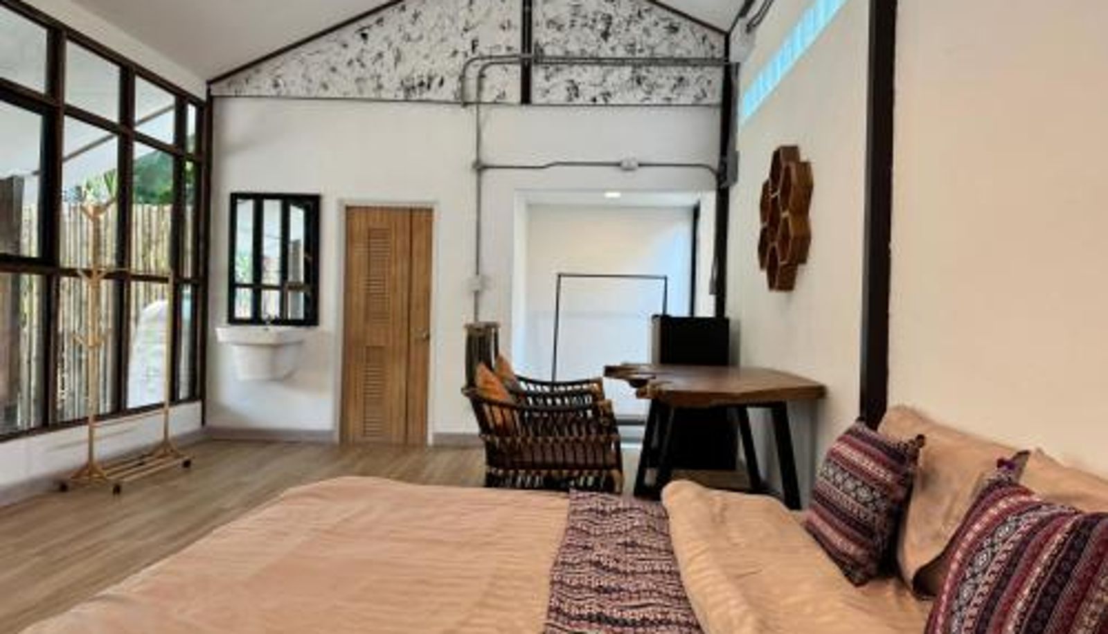 Suite - Proud Chiang Mai Poshtel