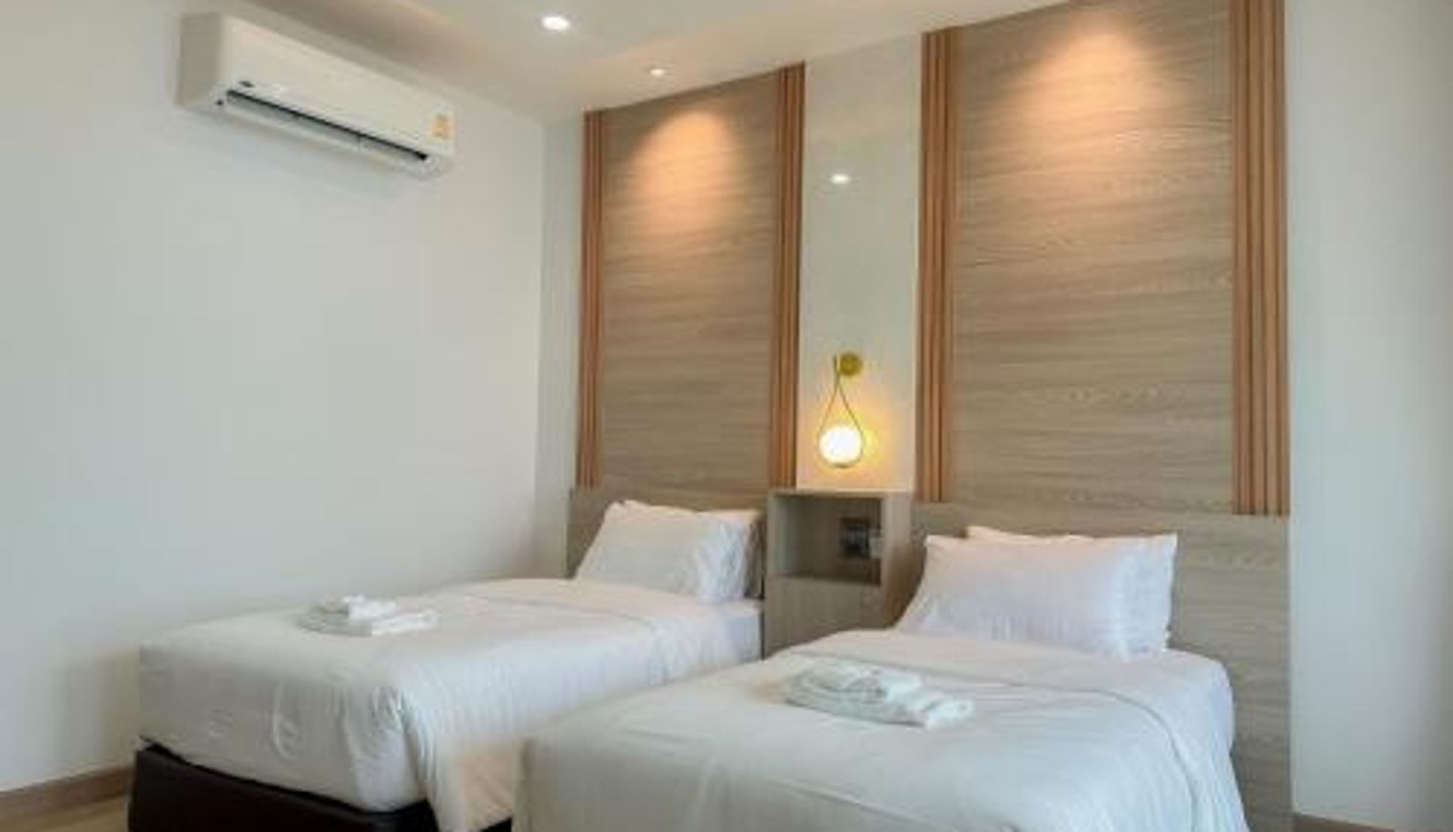 Room - 2SIS'S Khanom Resotel