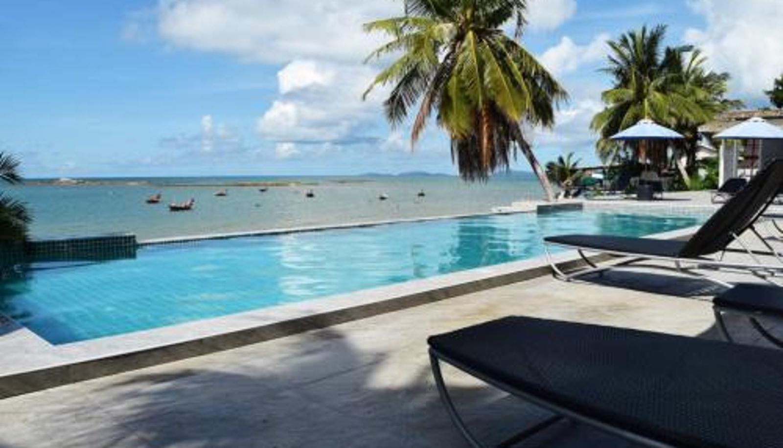 Piscina - Royal Phala Cliff Beach Resort