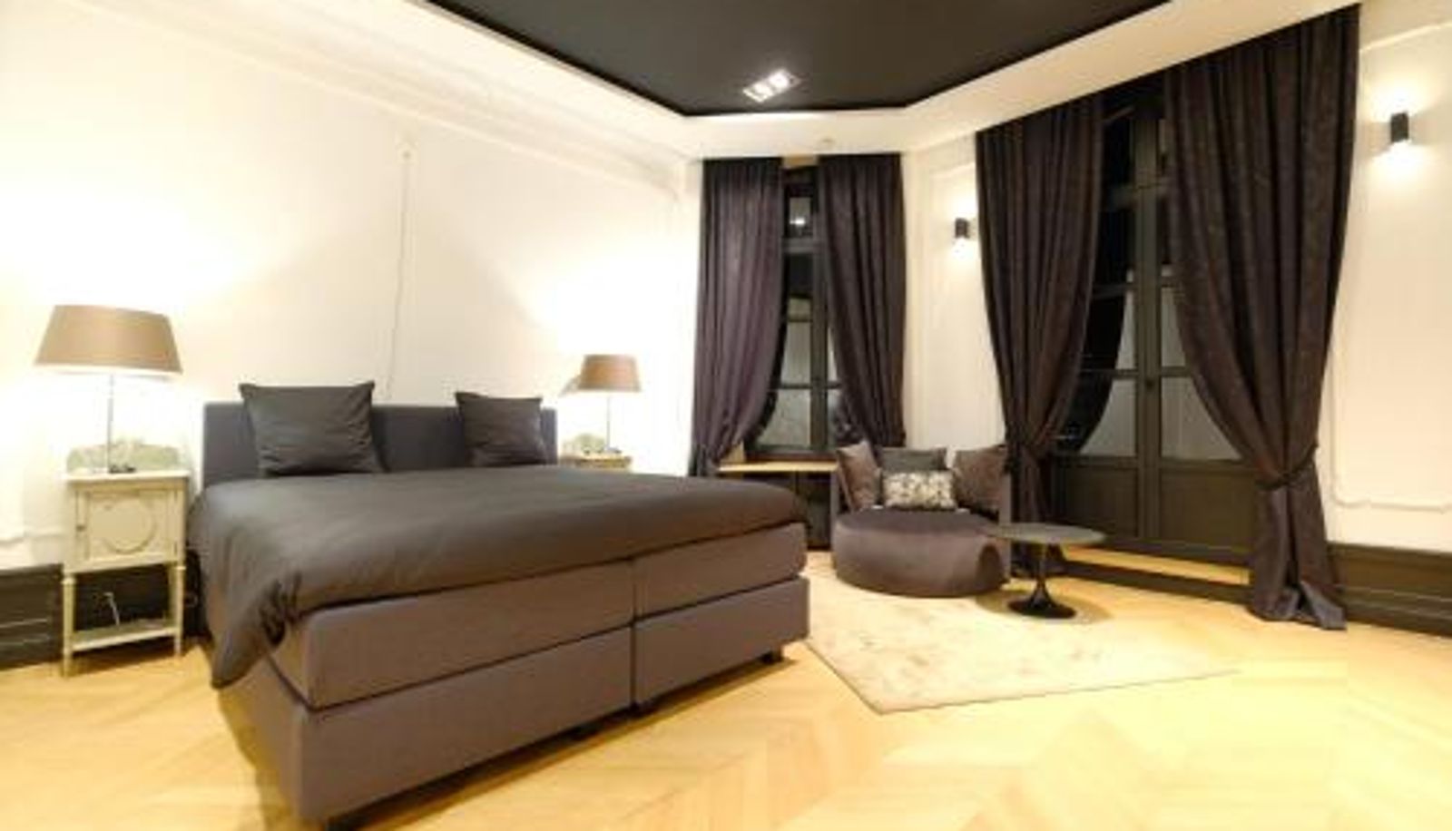 Info - Suite la Duchesse et Parking privé gratuit