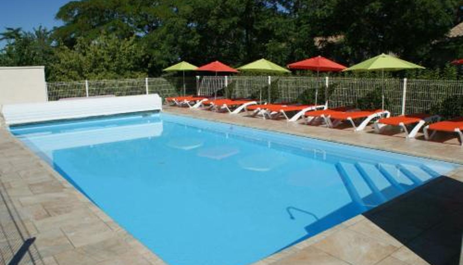 Piscine - Chambres d'hôtes La Gardie