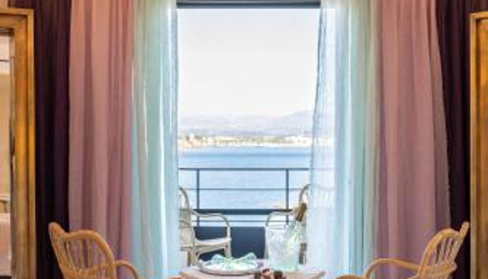 Terrace - Château de Théoule Hôtel & Spa