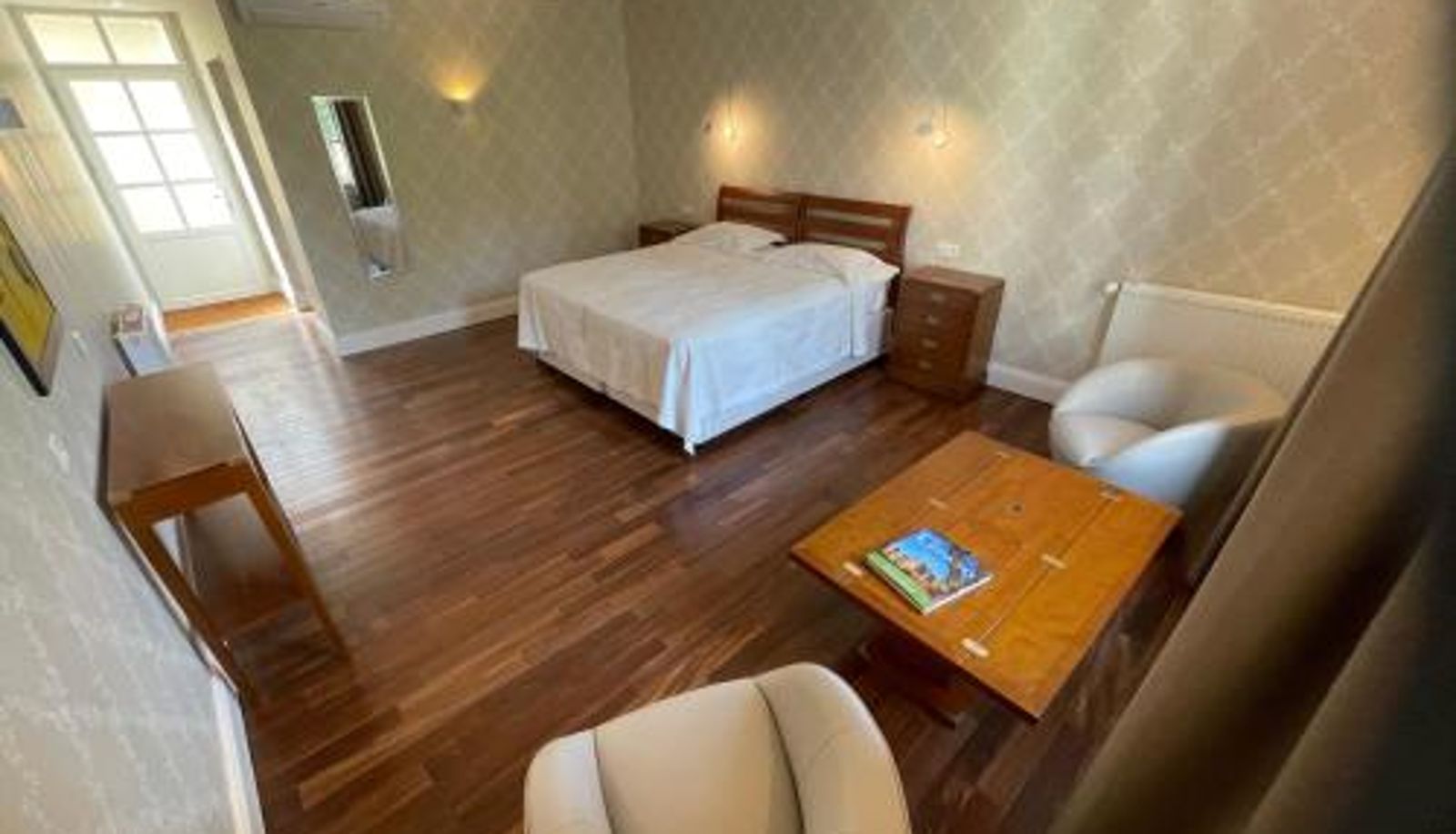 Room - the Parc Place
