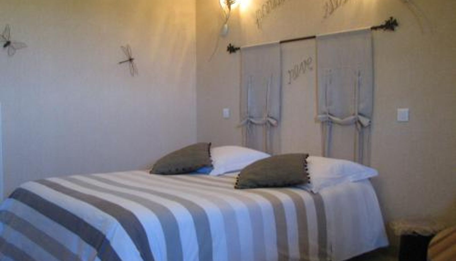 Room - Le Pas de L'Ane Chambres d'hôtes