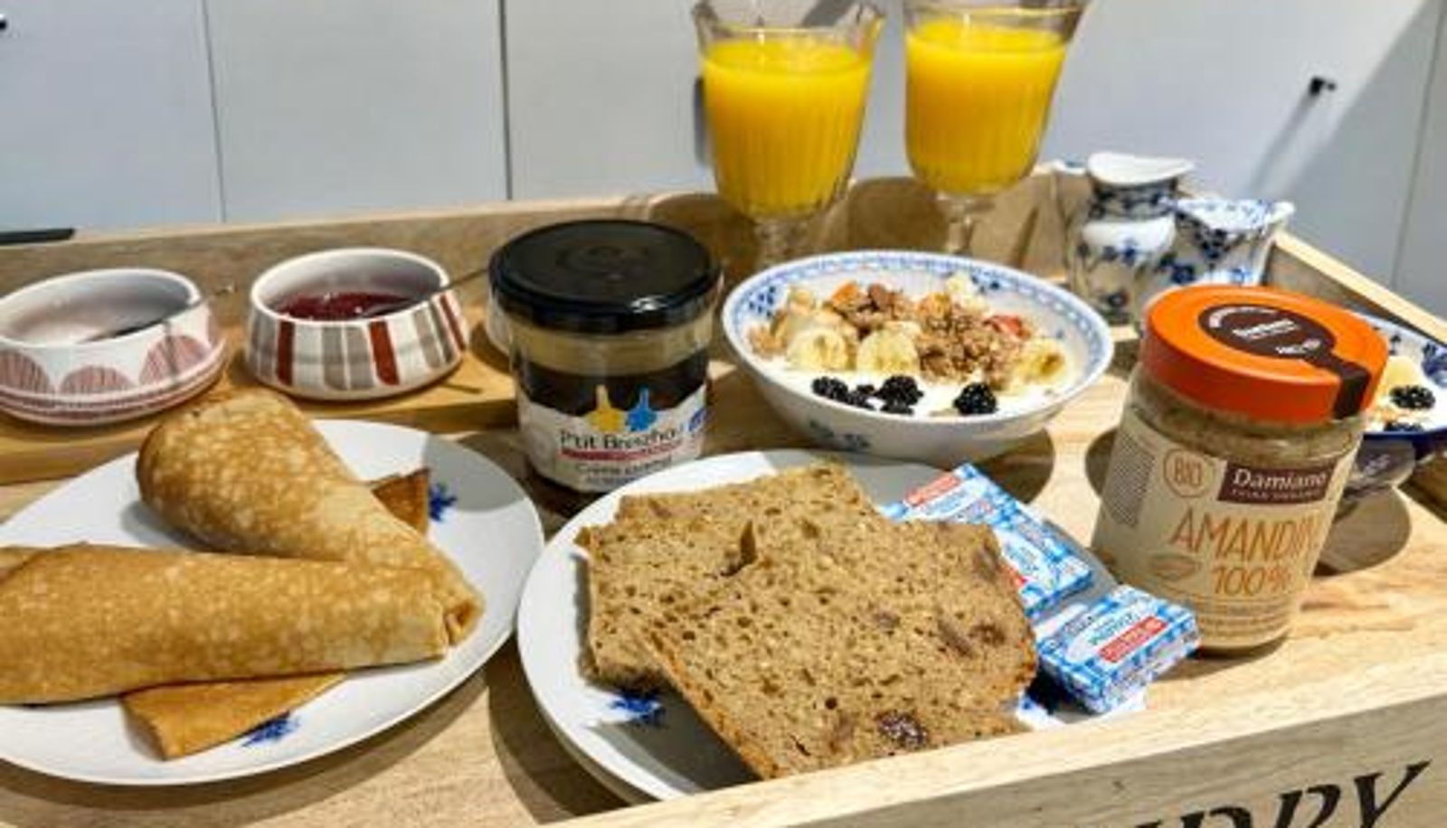 Sala de desayunos dentro del restaurante - Chez Nosch
