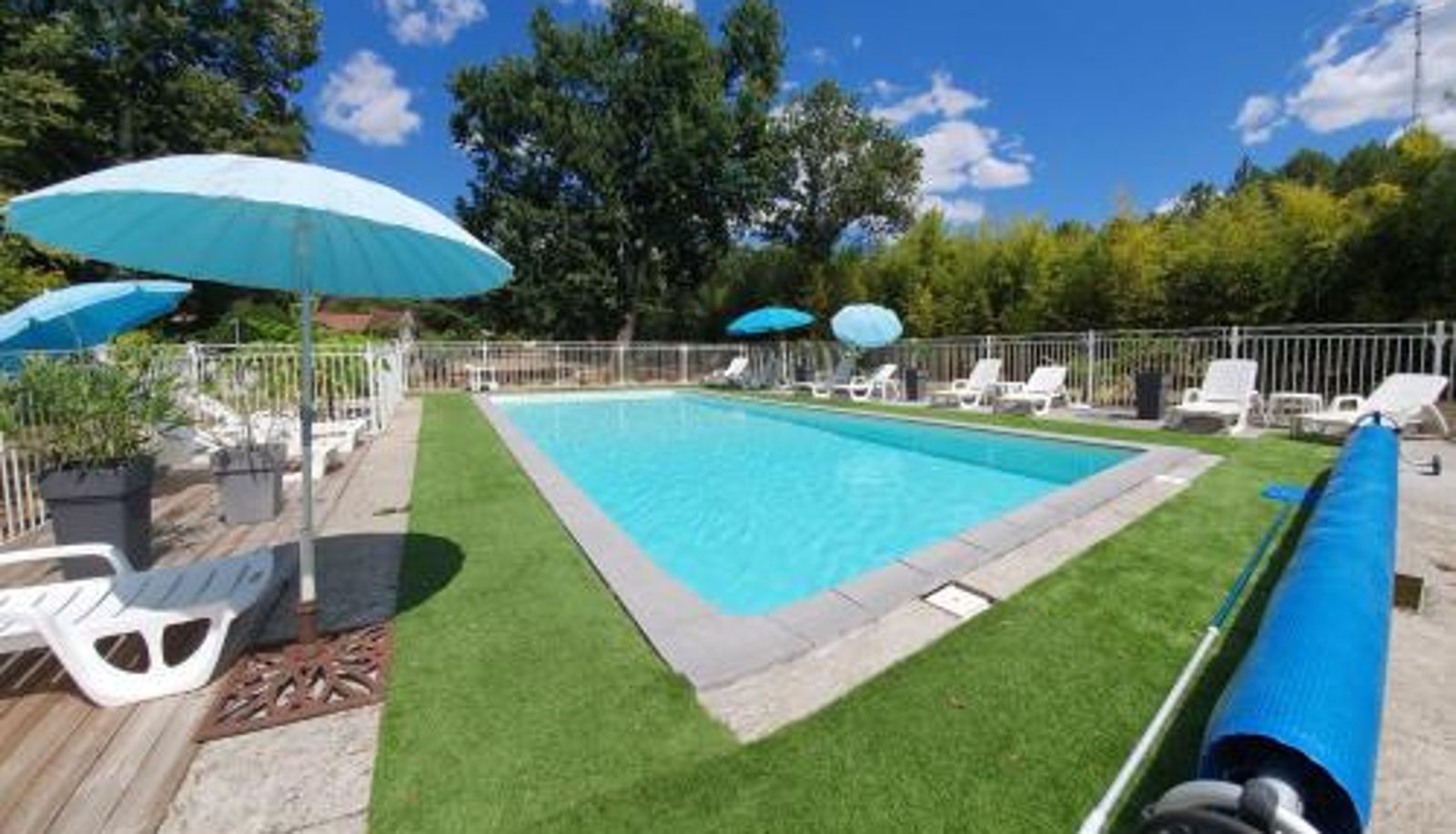 Piscina - Manoir de Tireveste