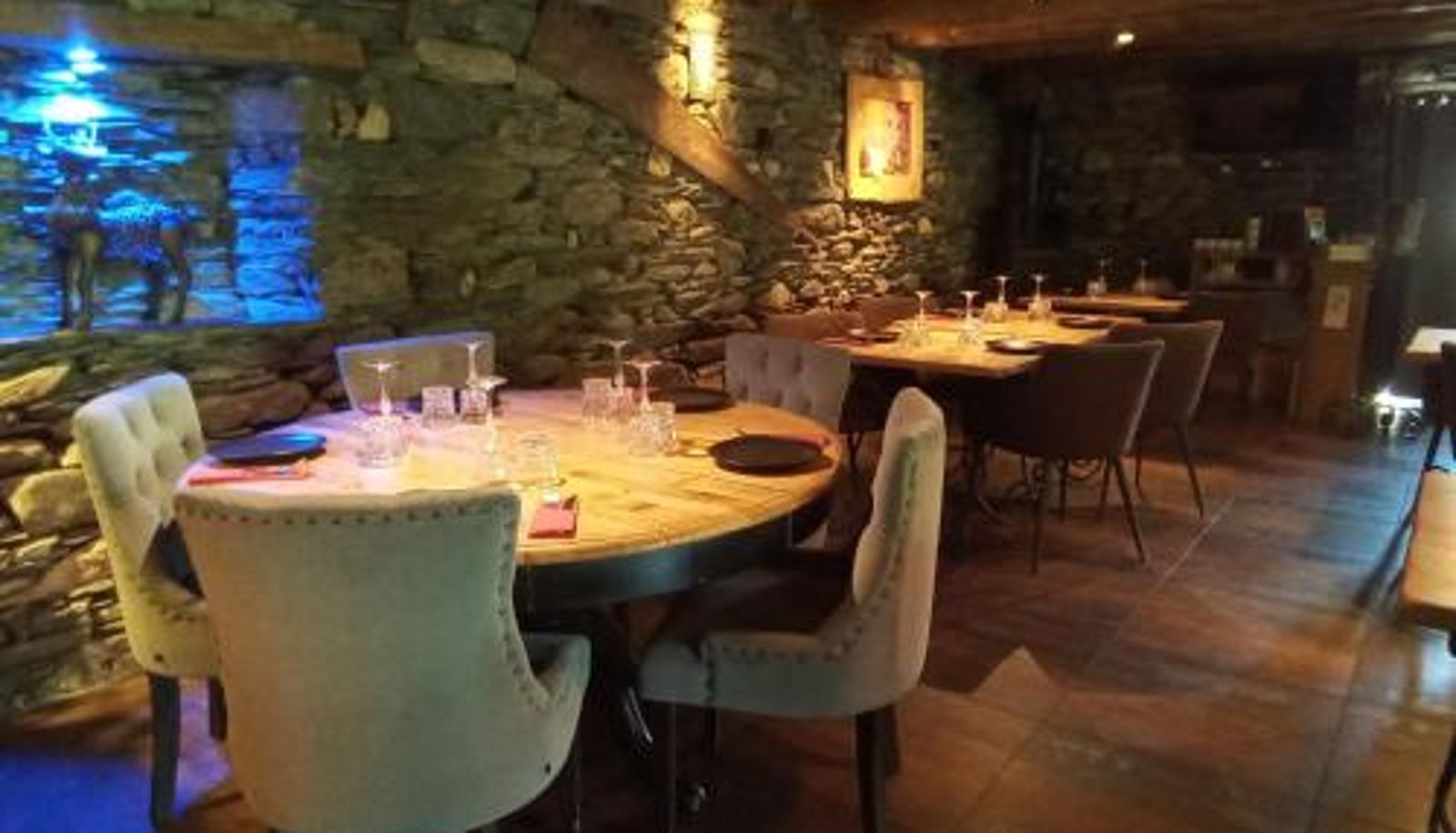 Sala śniadaniowa w restauracji - L' Auberge du château