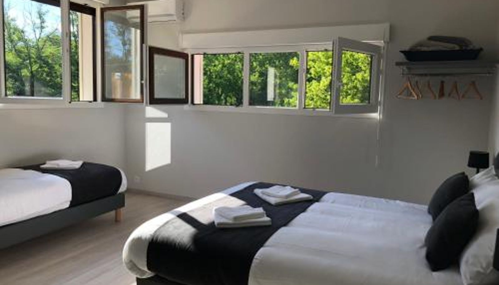 Standard room - L’île aux Bateaux