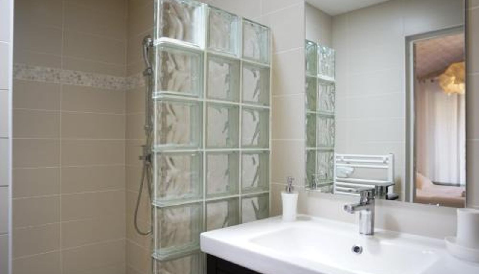 Badezimmer - Chambres d'hôtes Villa Surcouf