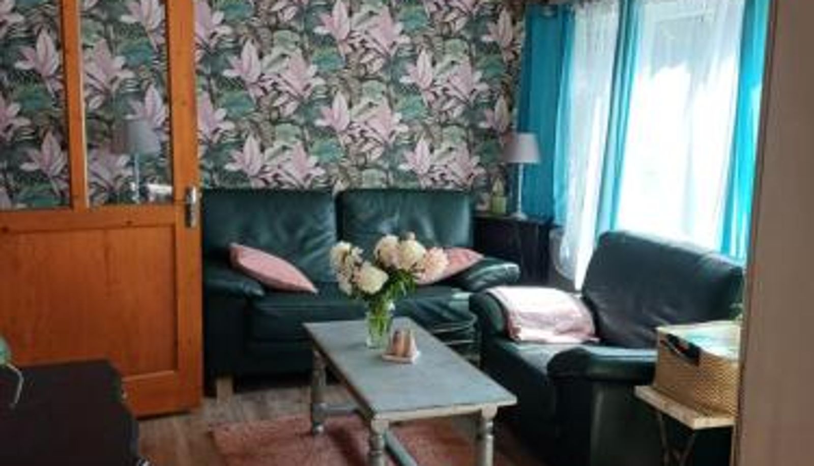 Informacje - Maison Violette en Berry - chambres d'hôtes vintage face au marché d'Aigurande