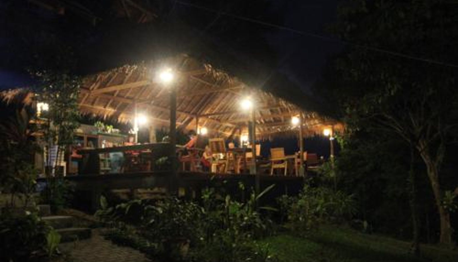 Frühstücksraum innerhalb des Restaurants - Chomjan Resort