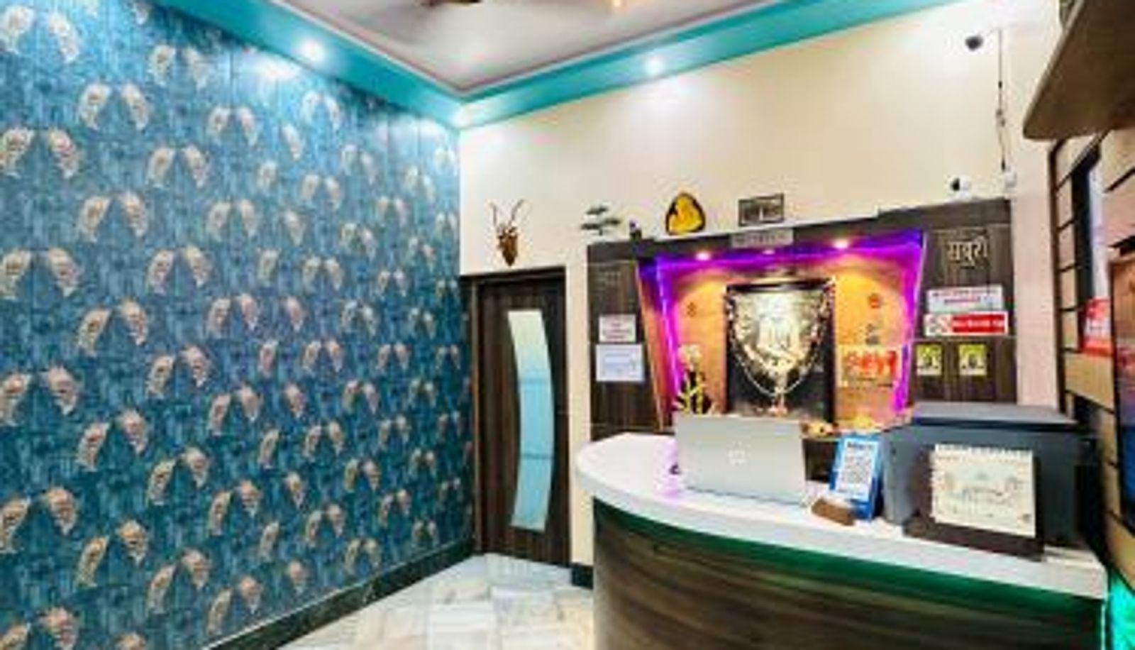 Reception - HOTEL SAI PALACE P.G. HOUSE